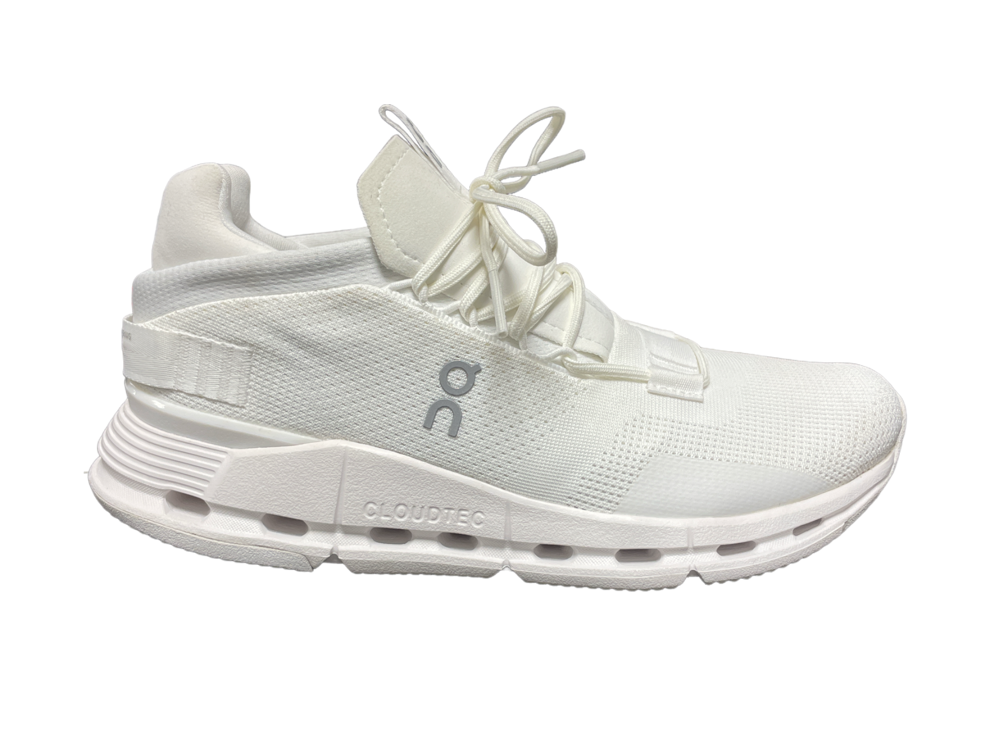 Women's On Running Cloudnova - All White – Rikkomenswear